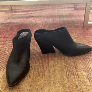 dolce vita black bootie